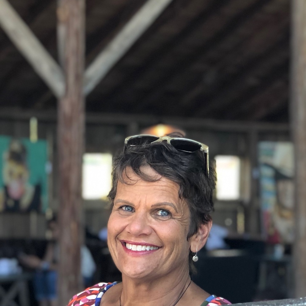 Meet your Posher, Tina